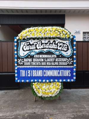 Papan Bunga Duka di Ledok